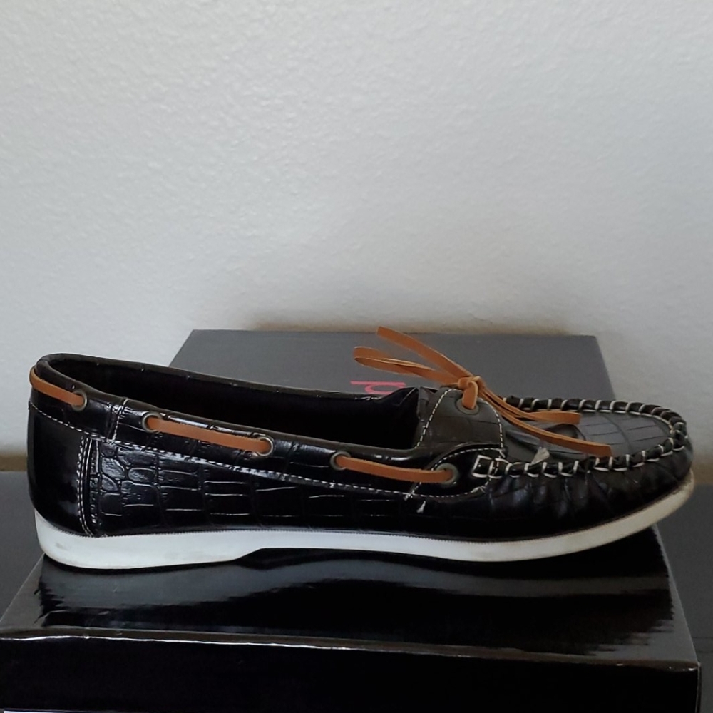 Loafers - Picture 4 of 6